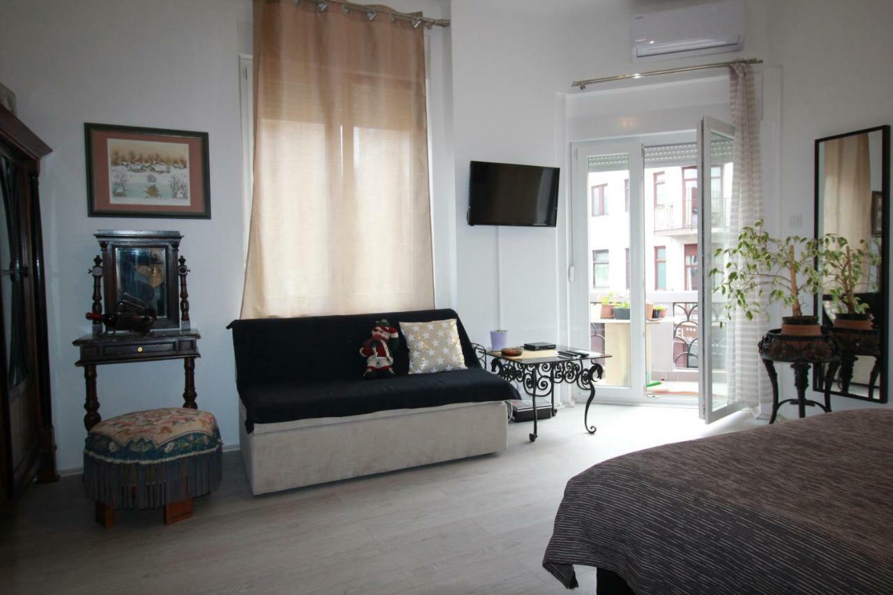 Rooms & Apartment Tea Zagreb Exterior foto